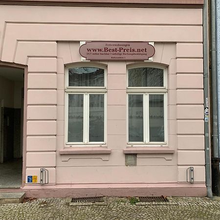 Best-Preis Fewo Rathausblick 2 - Zentrale Lage In Wittenberge - 2 Personen - Einzelzimmer - Vollausstattung - Wlan / Prime & Self-Check-In Extérieur photo